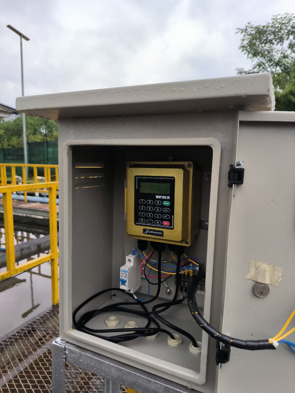 Pemasangan Ultrasonic Flow Meter di PT.SJI Temanggung