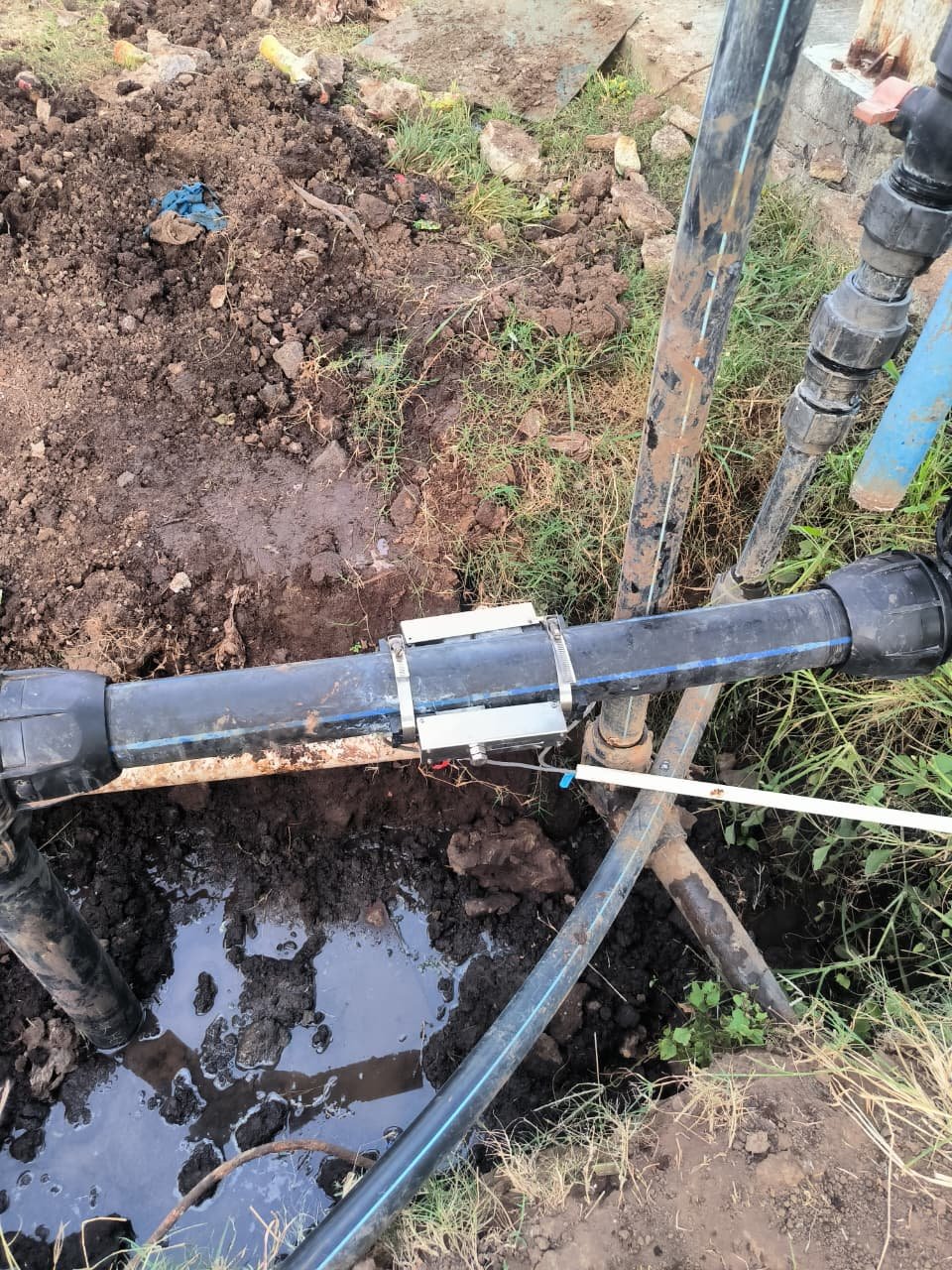 Pemasangan 6 Unit Ultrasonic Flow Meter di pabrik sepatu